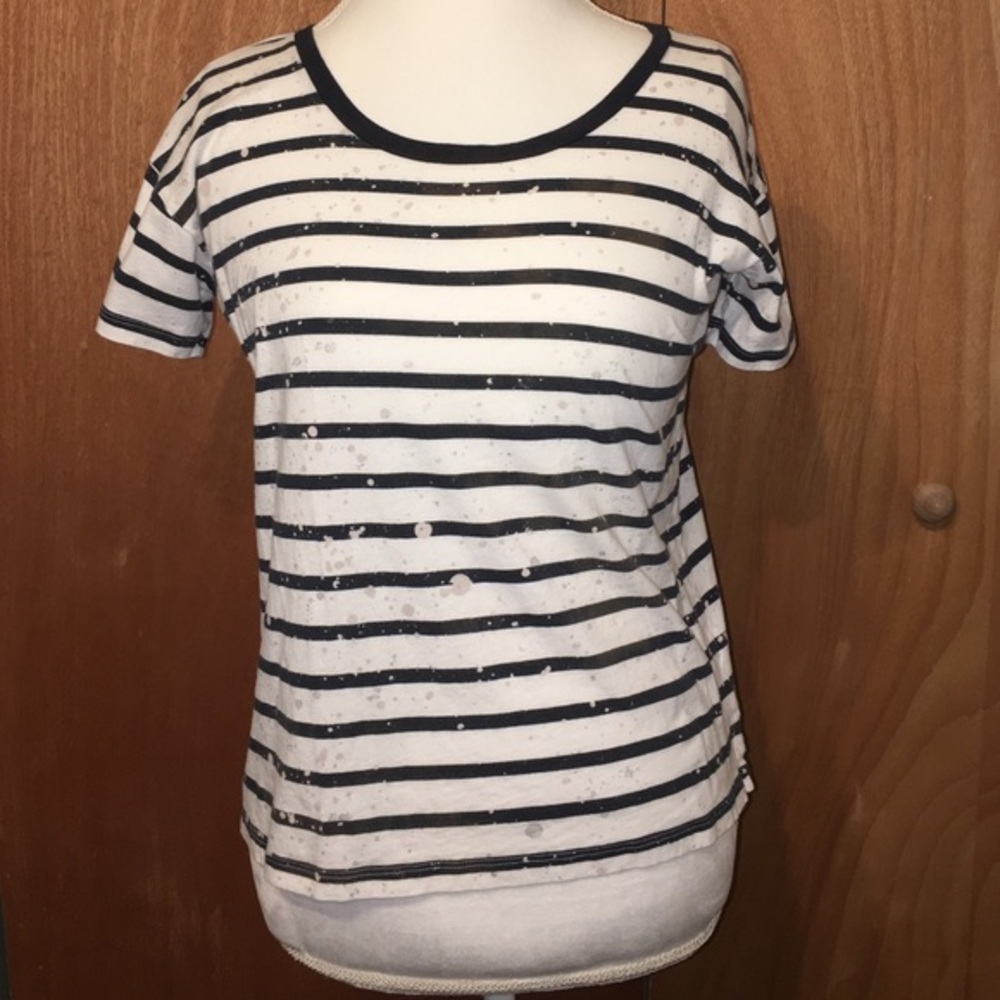 American Eagle T-shirt